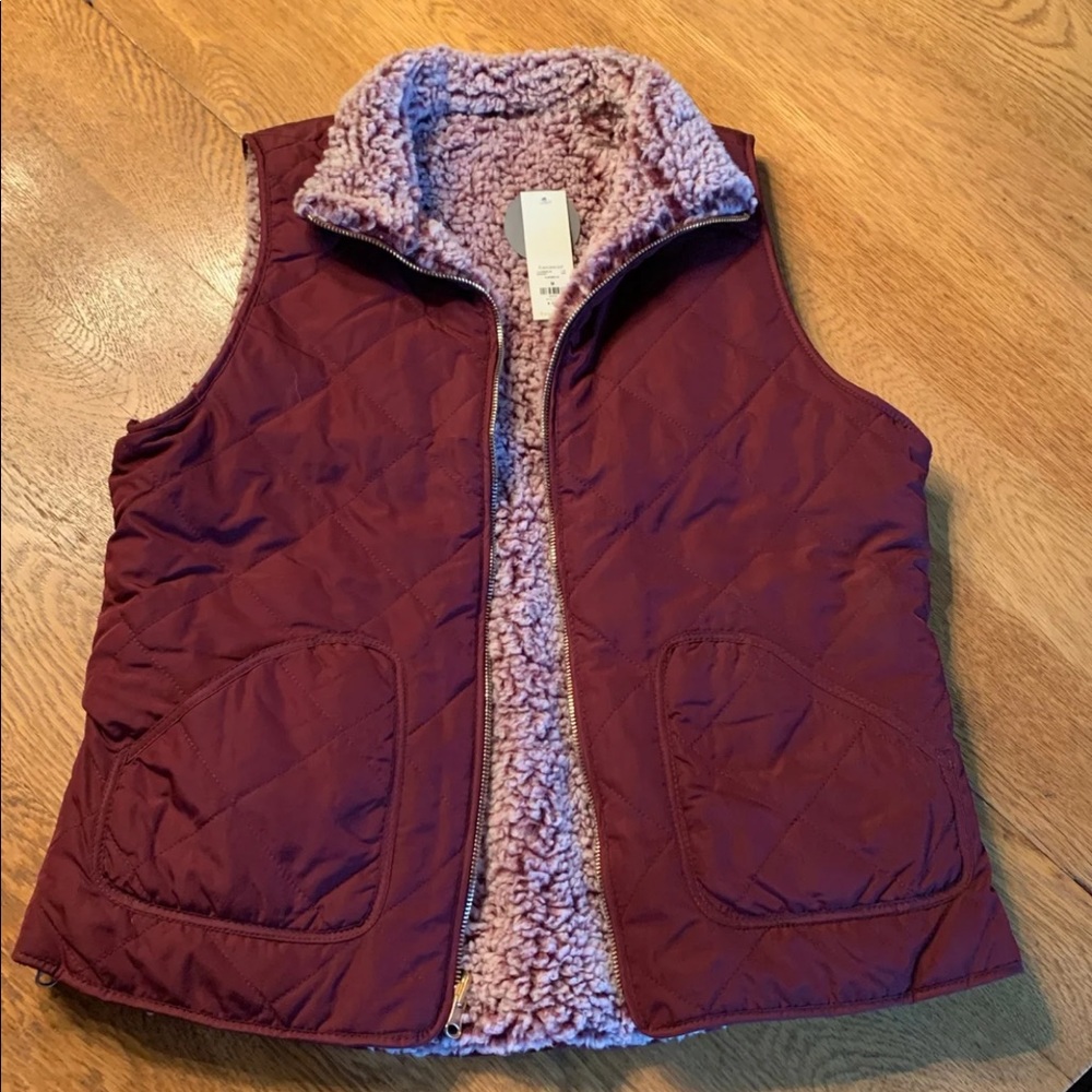 NWT reversible Francesca’s puffer vest